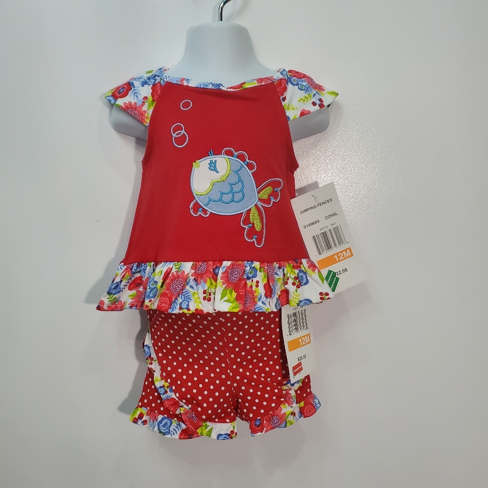 INFANT GIRLS short set NWT 12 mos
